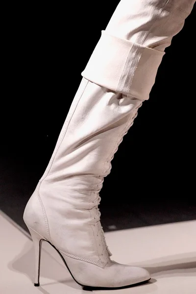 Look 50